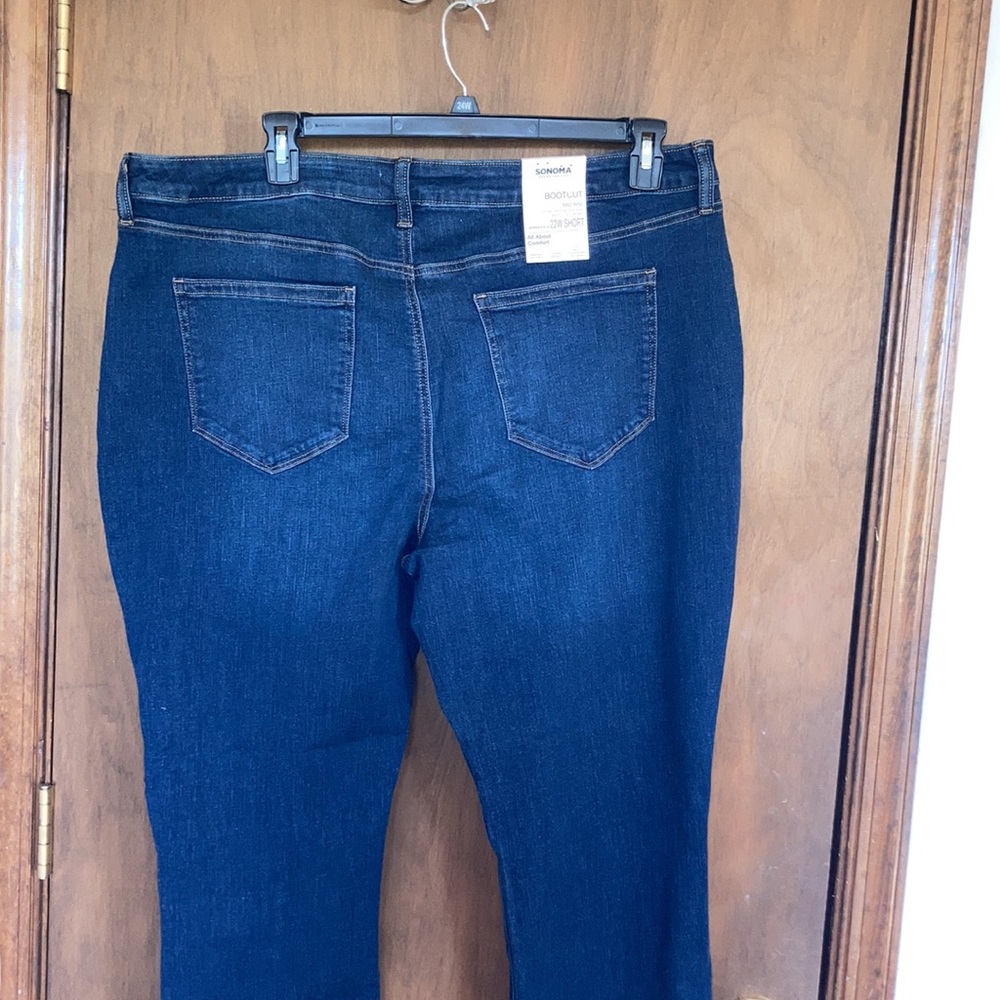 Sonoma jean midrise bootcut breathable stretch fabric jean size 22W Short - Picture 7 of 16